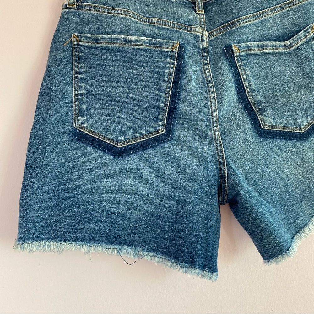 NEW High Rise Midi Denim Shorts women’s size 12 - Picture 3 of 8